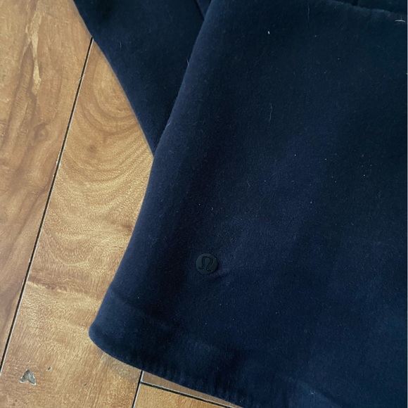 🍋 Lululemon Women’s Size 8 Black Full Zip Sweater - Picture 7 of 7